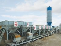 點擊查看詳細信息<br>標題：WCB600穩(wěn)定土拌和站 閱讀次數(shù)：2038